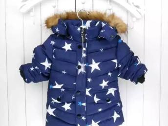 圖 批發(fā)大量男 裝女裝,童裝 北京服裝 鞋帽 箱包